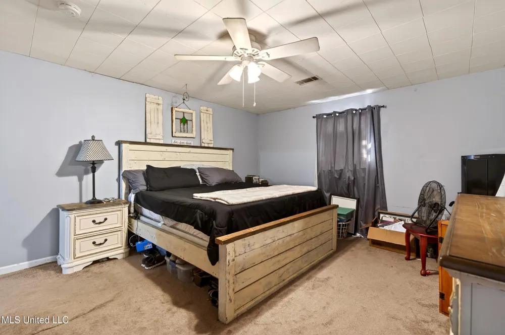 21 Richard Johnson Road Carriere, MS 39426