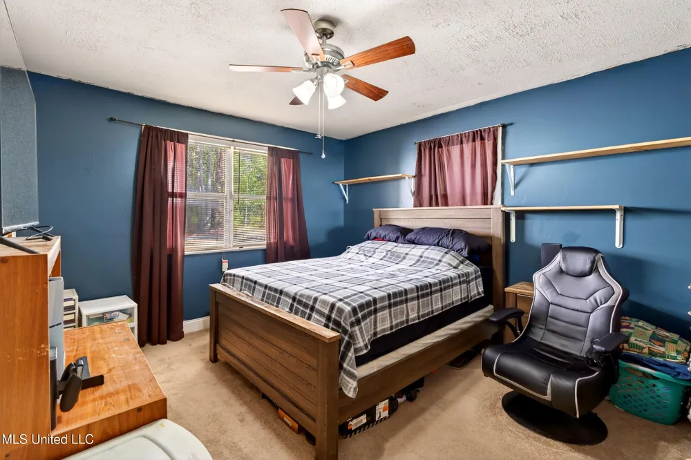 21 Richard Johnson Road Carriere, MS 39426