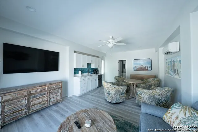 104 Wakatobi Rockport, TX 78382