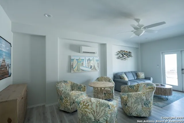 104 Wakatobi Rockport, TX 78382