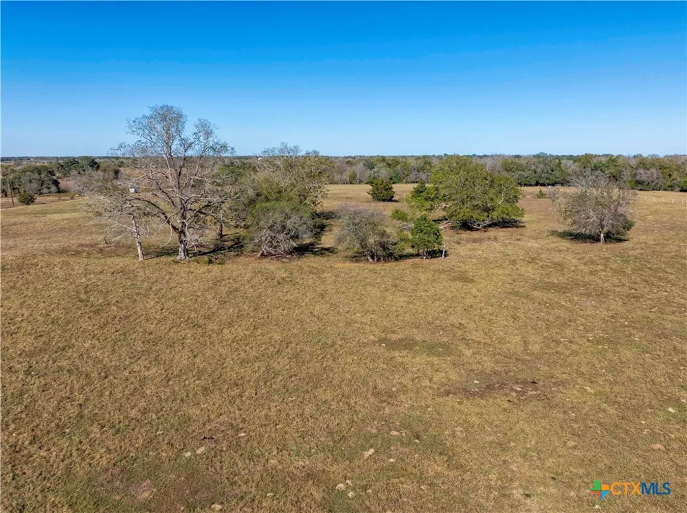 FM 532 Hallettsville, TX 77964