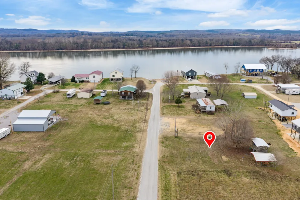 0 EAGLE BEND ROAD Linden, TN 37096