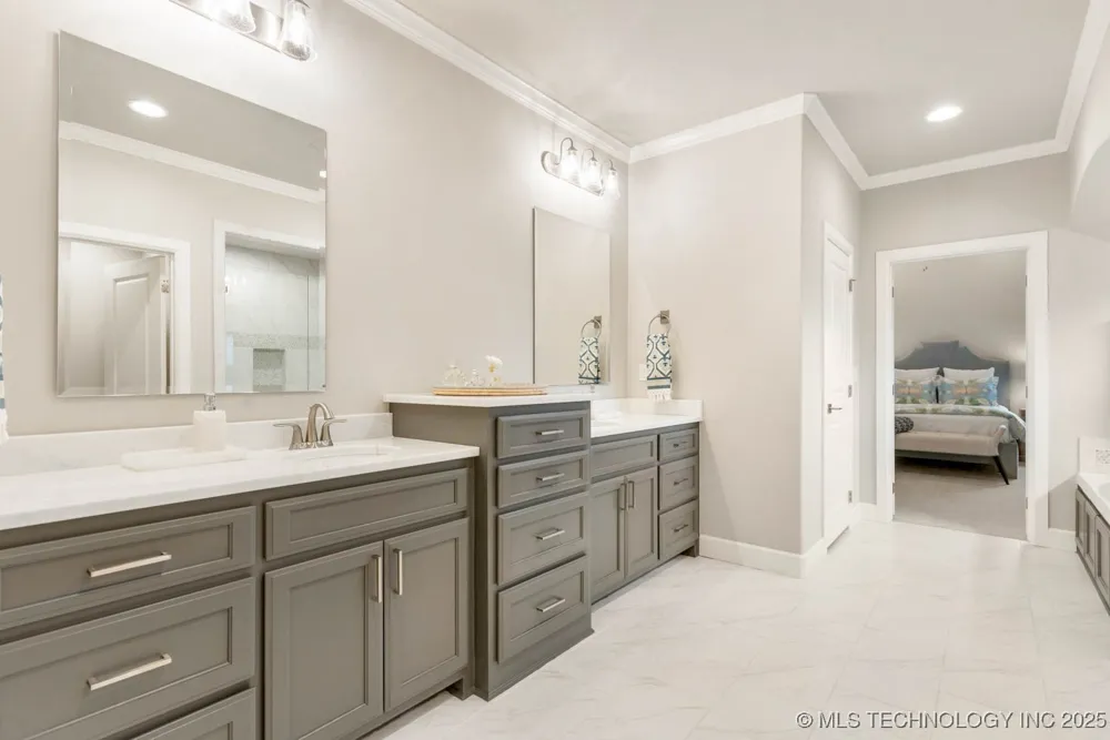 1604 Pinecrest Drive Claremore, OK 74017