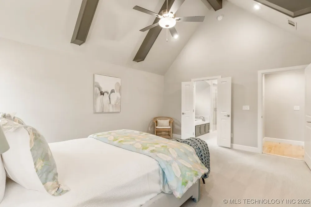 1604 Pinecrest Drive Claremore, OK 74017