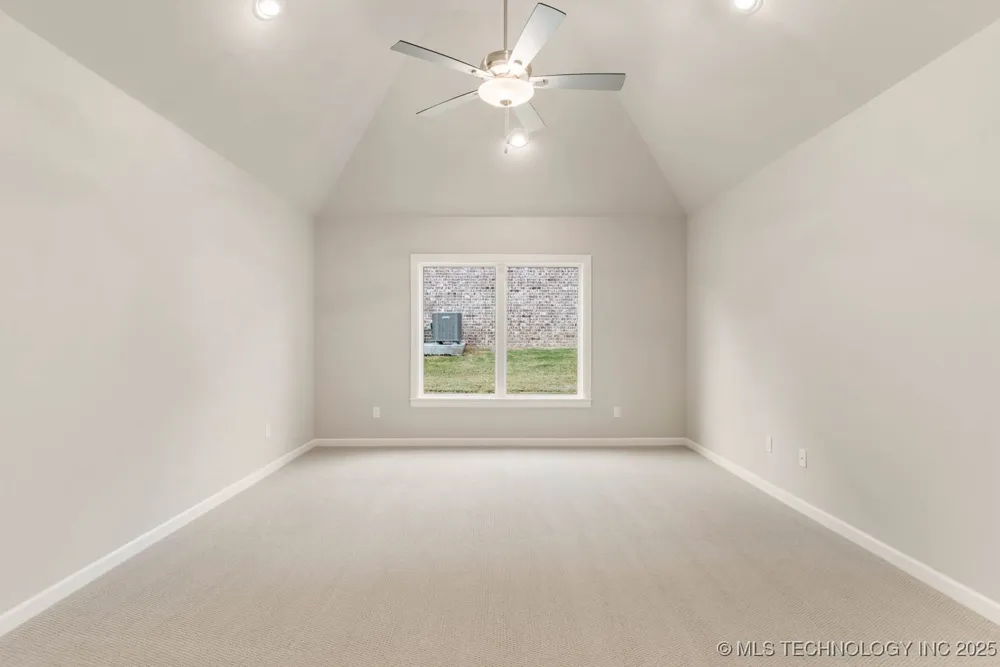 1604 Pinecrest Drive Claremore, OK 74017