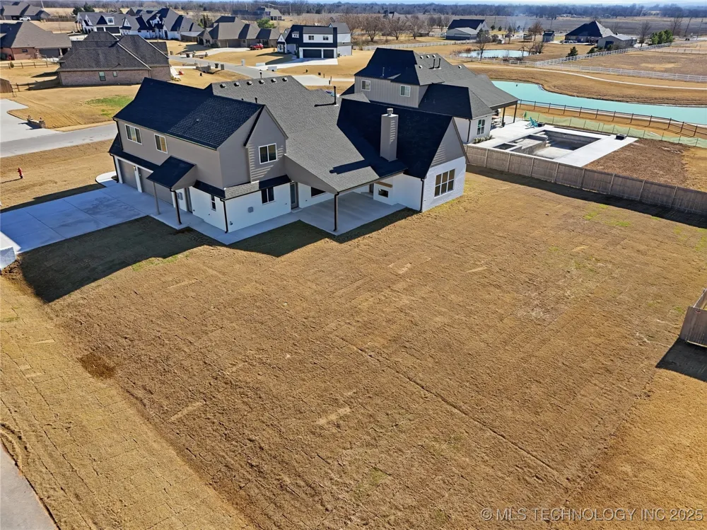 17910 S 46th EastAvenue Bixby, OK 74008