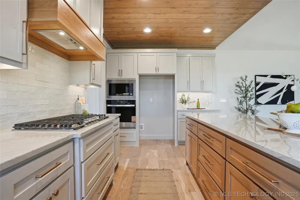 17910 S 46th EastAvenue Bixby, OK 74008