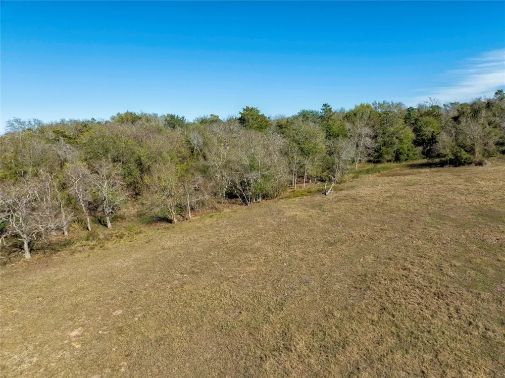 FM 532 Hallettsville, TX 77964