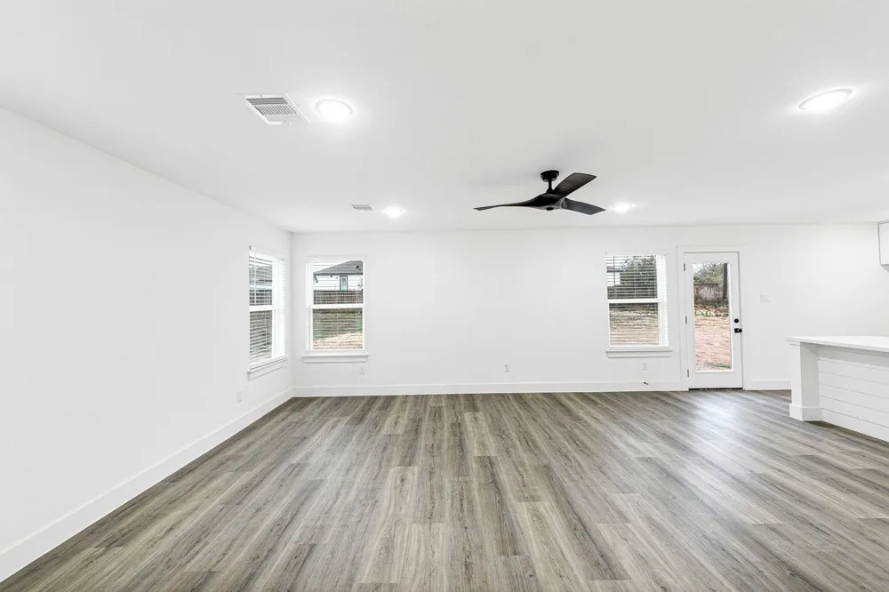 1025 20th Street Hempstead, TX 77445