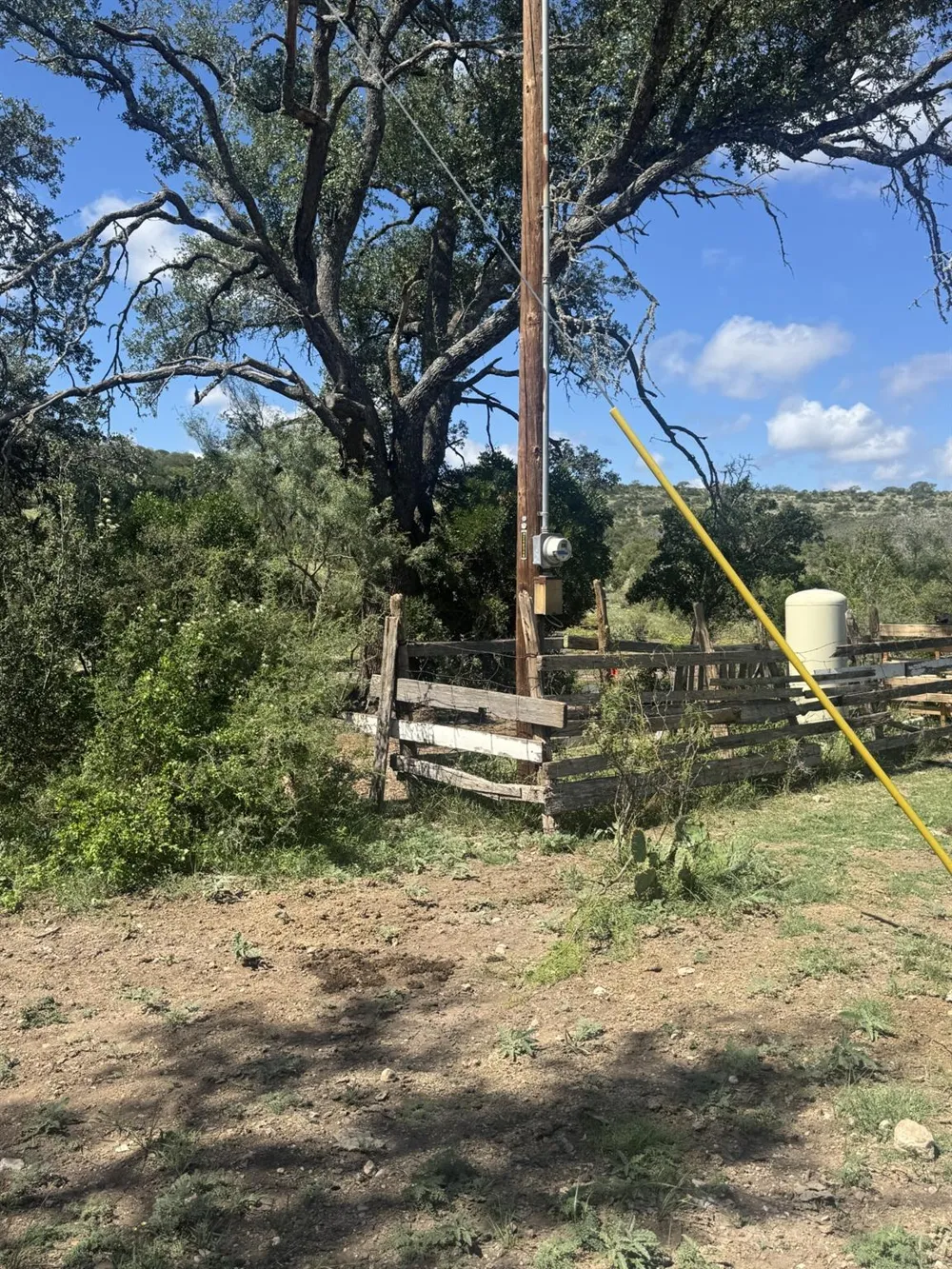 32 Private Road Rocksprings, TX 78880