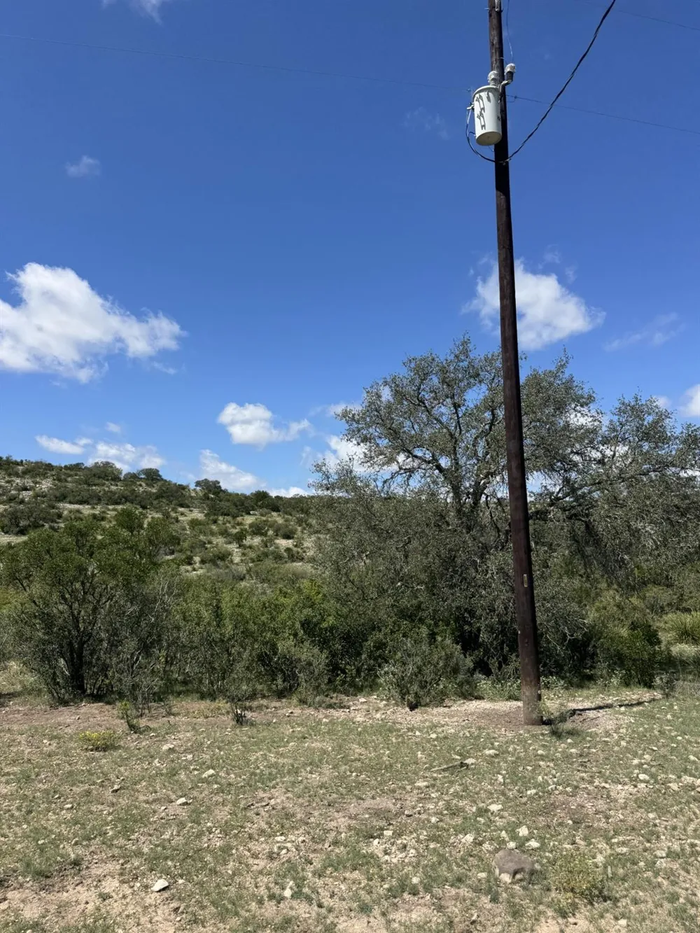 32 Private Road Rocksprings, TX 78880