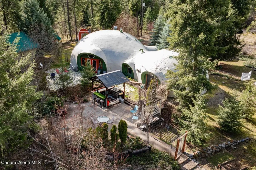 123 E Mountain View Road Clark Fork, ID 83811