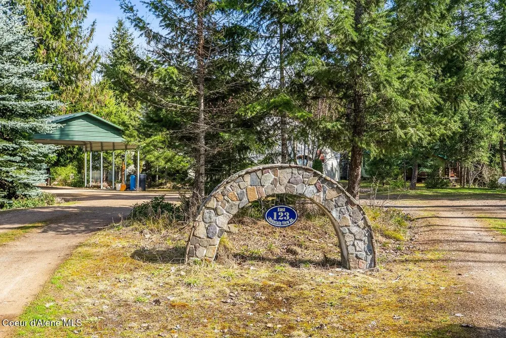 123 E Mountain View Road Clark Fork, ID 83811
