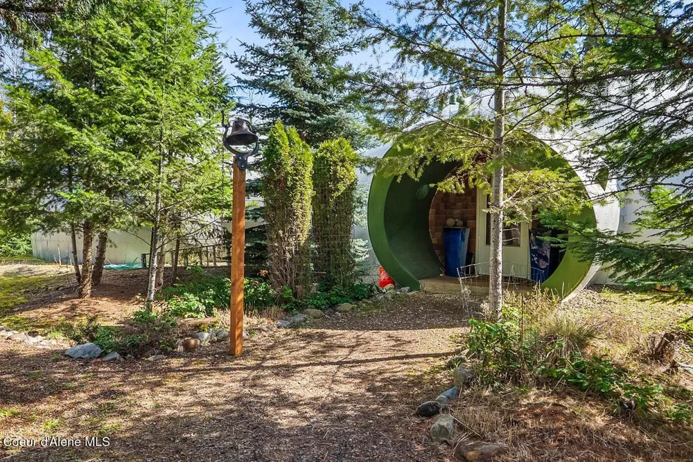 123 E Mountain View Road Clark Fork, ID 83811