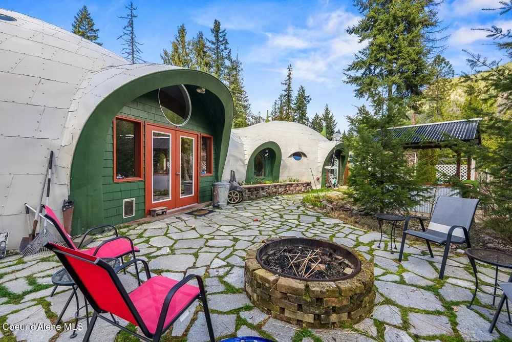 123 E Mountain View Road Clark Fork, ID 83811