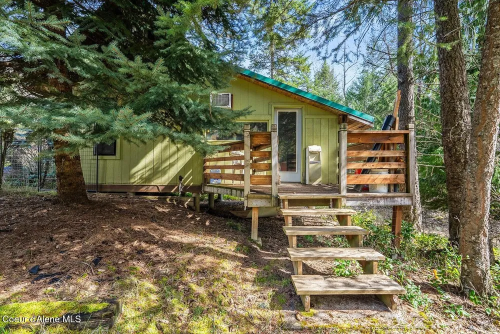 123 E Mountain View Road Clark Fork, ID 83811