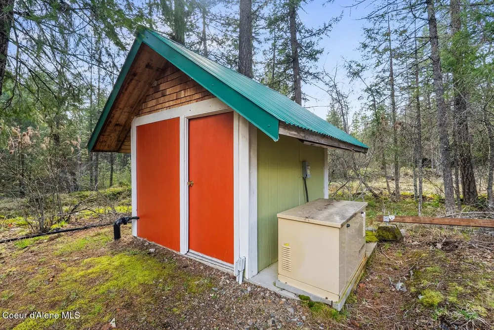 123 E Mountain View Road Clark Fork, ID 83811