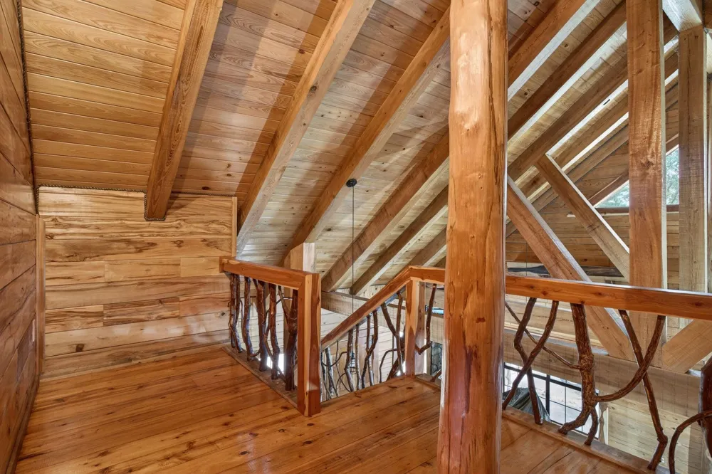 3723 E Fm 256 E Colmesneil, TX 75938
