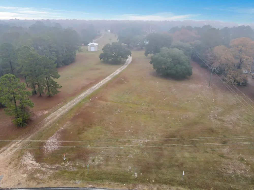 3723 E Fm 256 E Colmesneil, TX 75938