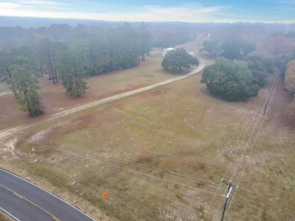 3723 E Fm 256 E Colmesneil, TX 75938
