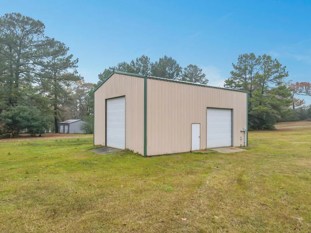 3723 E Fm 256 E Colmesneil, TX 75938