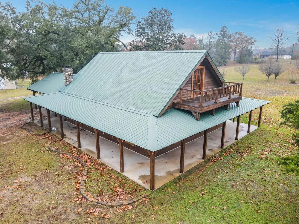 3723 E Fm 256 E Colmesneil, TX 75938