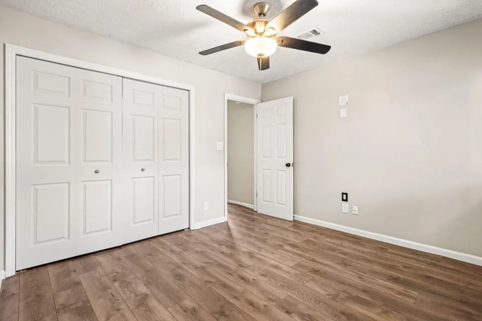 8586 Creekwood Way Jonesboro, GA 30238