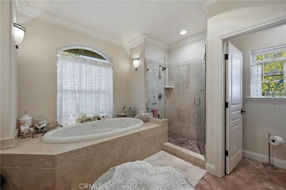 18750 Fernwood Road Hidden Valley Lake, CA 95467