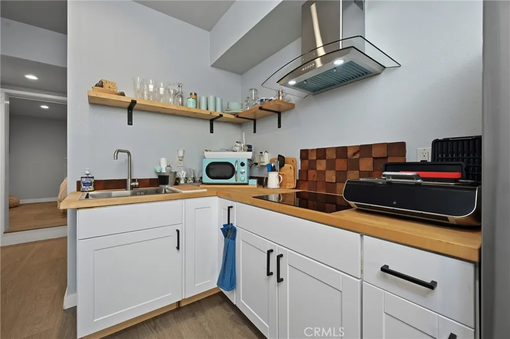 18750 Fernwood Road Hidden Valley Lake, CA 95467