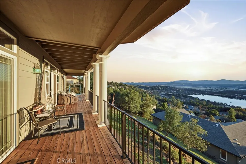 18750 Fernwood Road Hidden Valley Lake, CA 95467