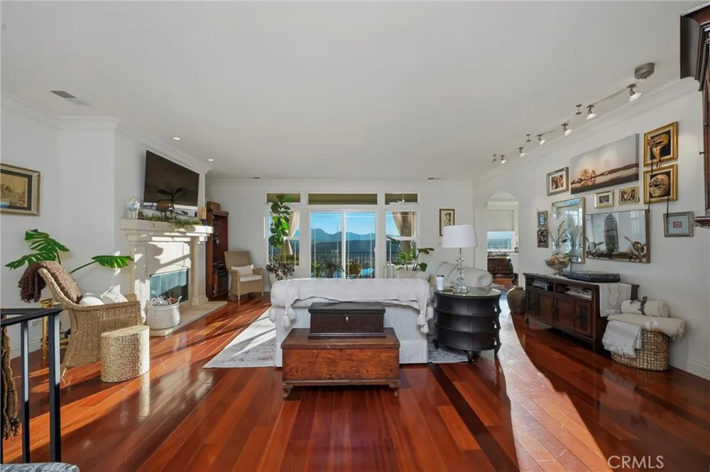 18750 Fernwood Road Hidden Valley Lake, CA 95467