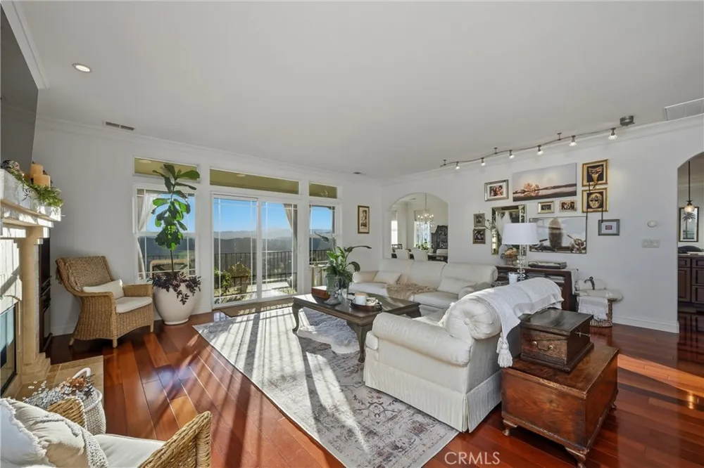 18750 Fernwood Road Hidden Valley Lake, CA 95467