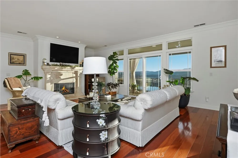 18750 Fernwood Road Hidden Valley Lake, CA 95467