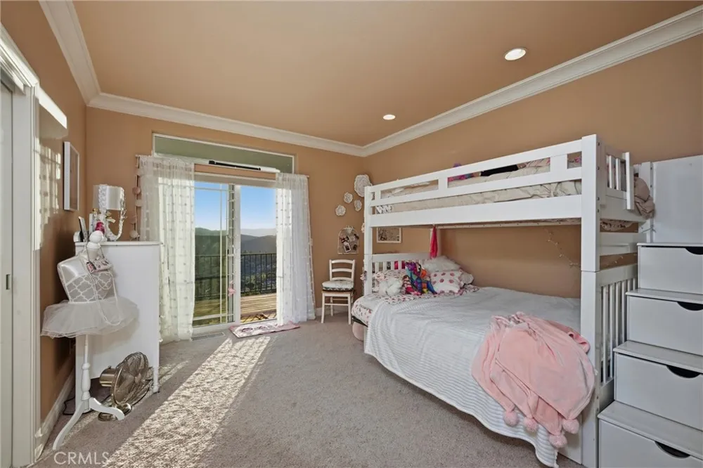 18750 Fernwood Road Hidden Valley Lake, CA 95467