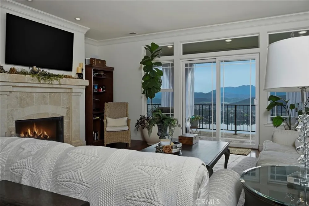18750 Fernwood Road Hidden Valley Lake, CA 95467