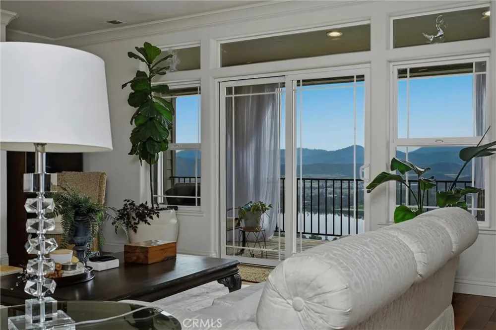 18750 Fernwood Road Hidden Valley Lake, CA 95467