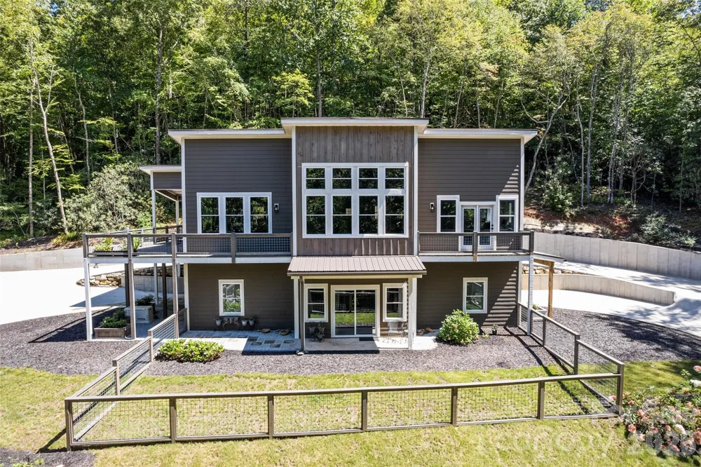 1185 Wallalieu Road Otto, NC 28763