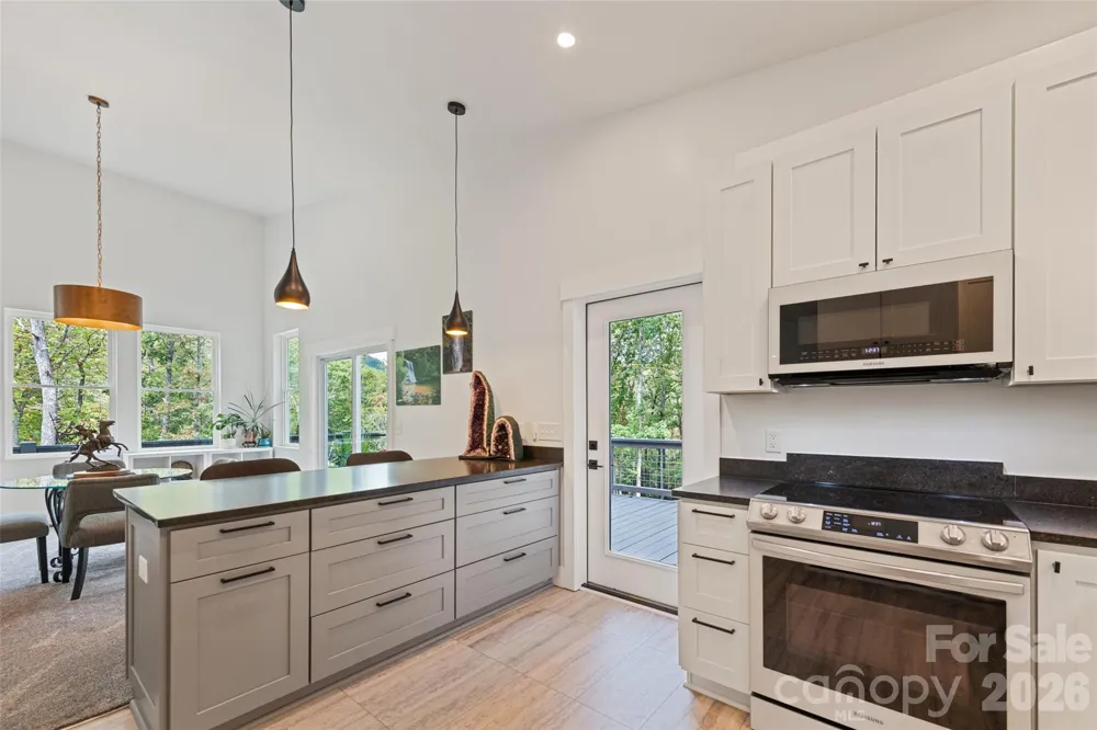 1185 Wallalieu Road Otto, NC 28763