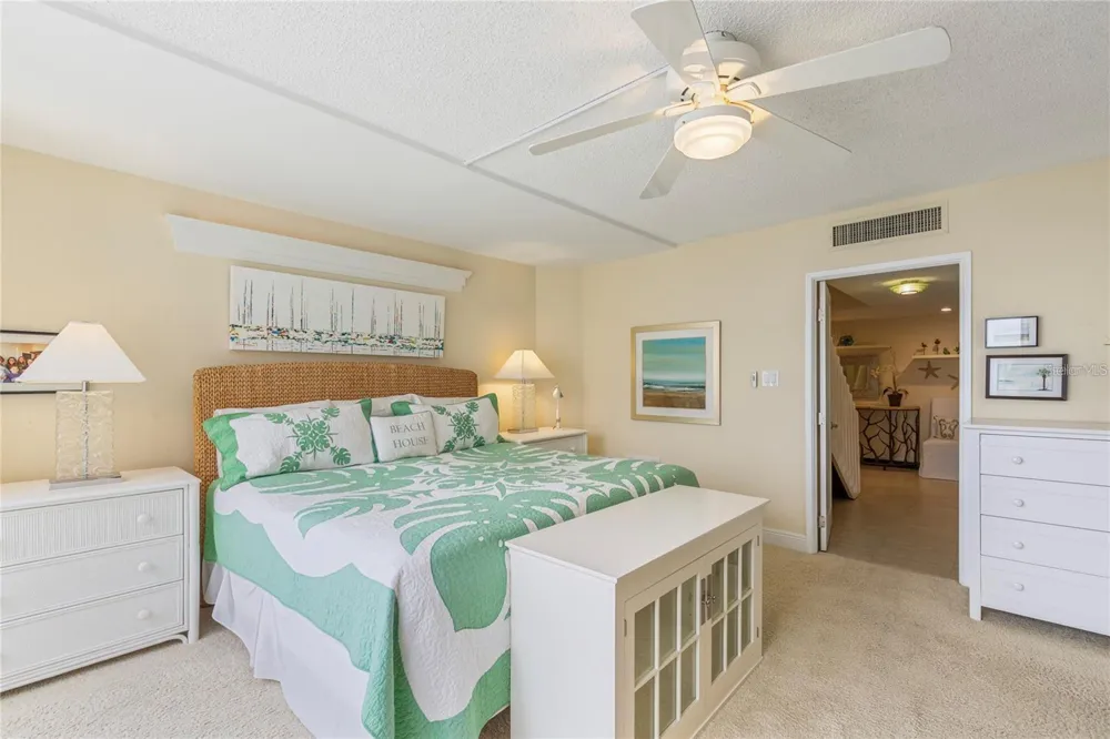 440 S GULFVIEW BOULEVARD #1705 Clearwater Beach, FL 33767