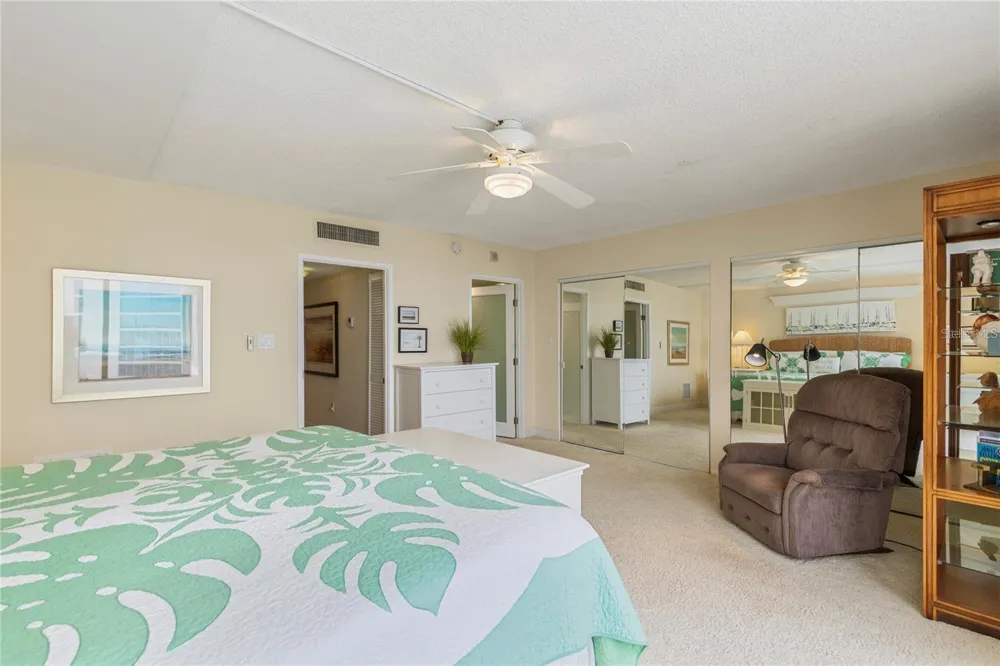 440 S GULFVIEW BOULEVARD #1705 Clearwater Beach, FL 33767