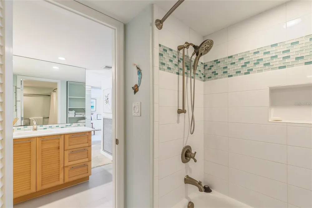 440 S GULFVIEW BOULEVARD #1705 Clearwater Beach, FL 33767