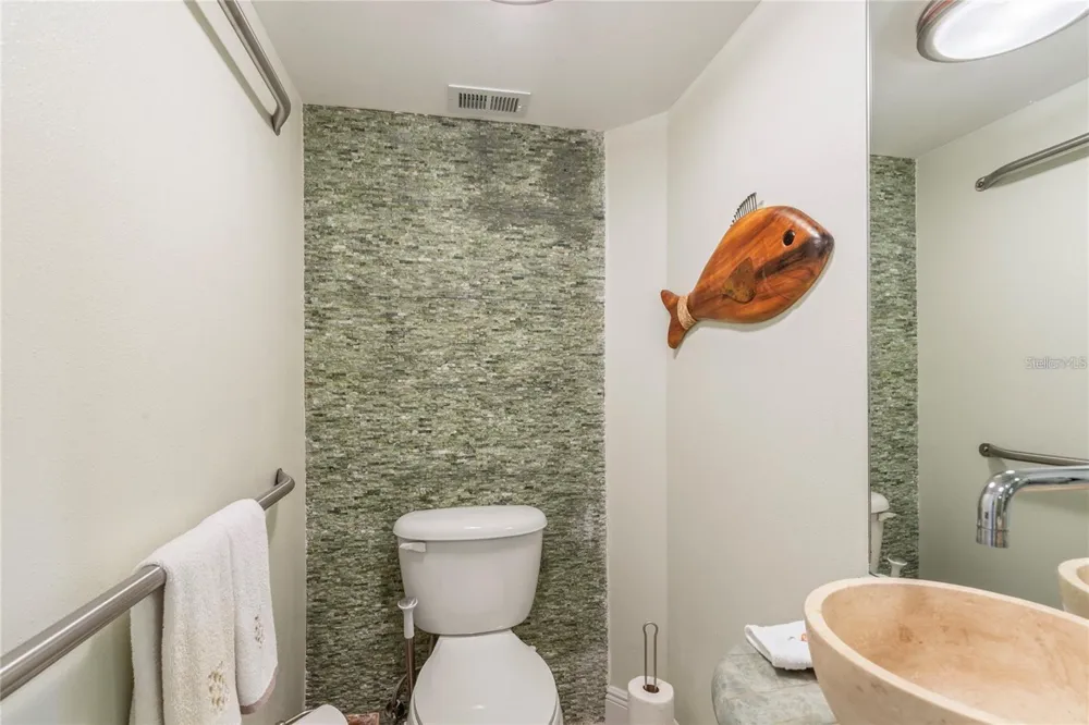 440 S GULFVIEW BOULEVARD #1705 Clearwater Beach, FL 33767