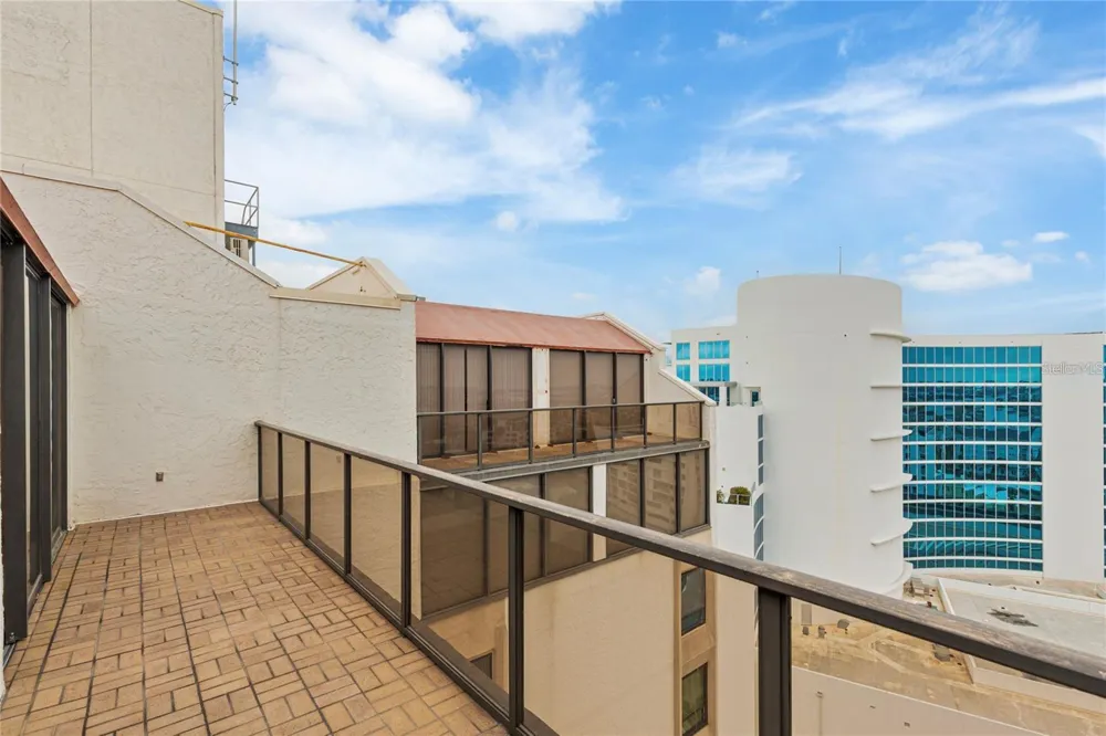 440 S GULFVIEW BOULEVARD #1705 Clearwater Beach, FL 33767