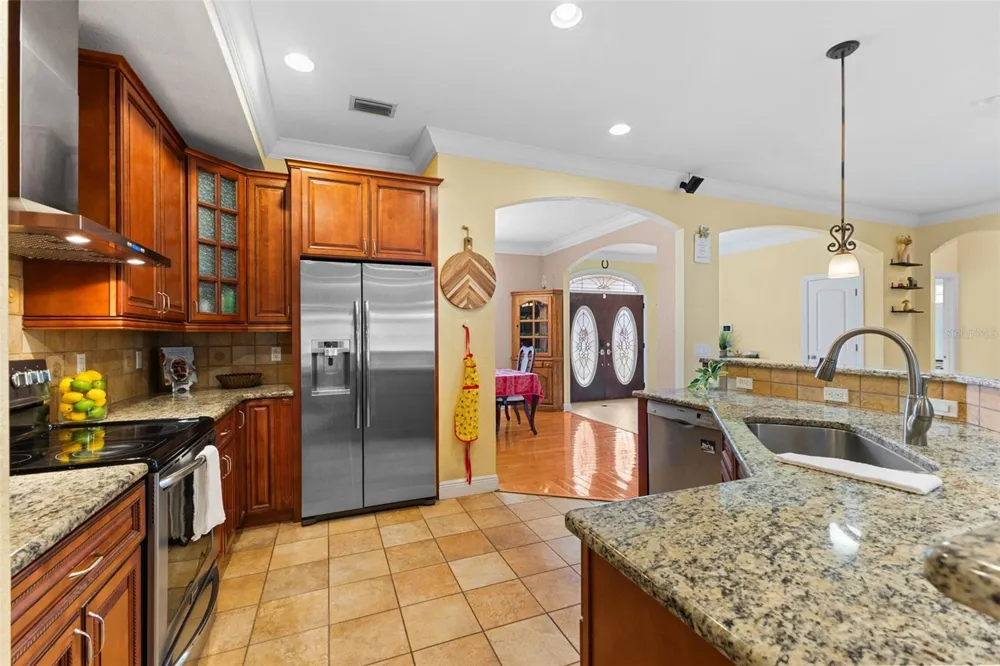 1103 COLSON ROAD Plant City, FL 33567