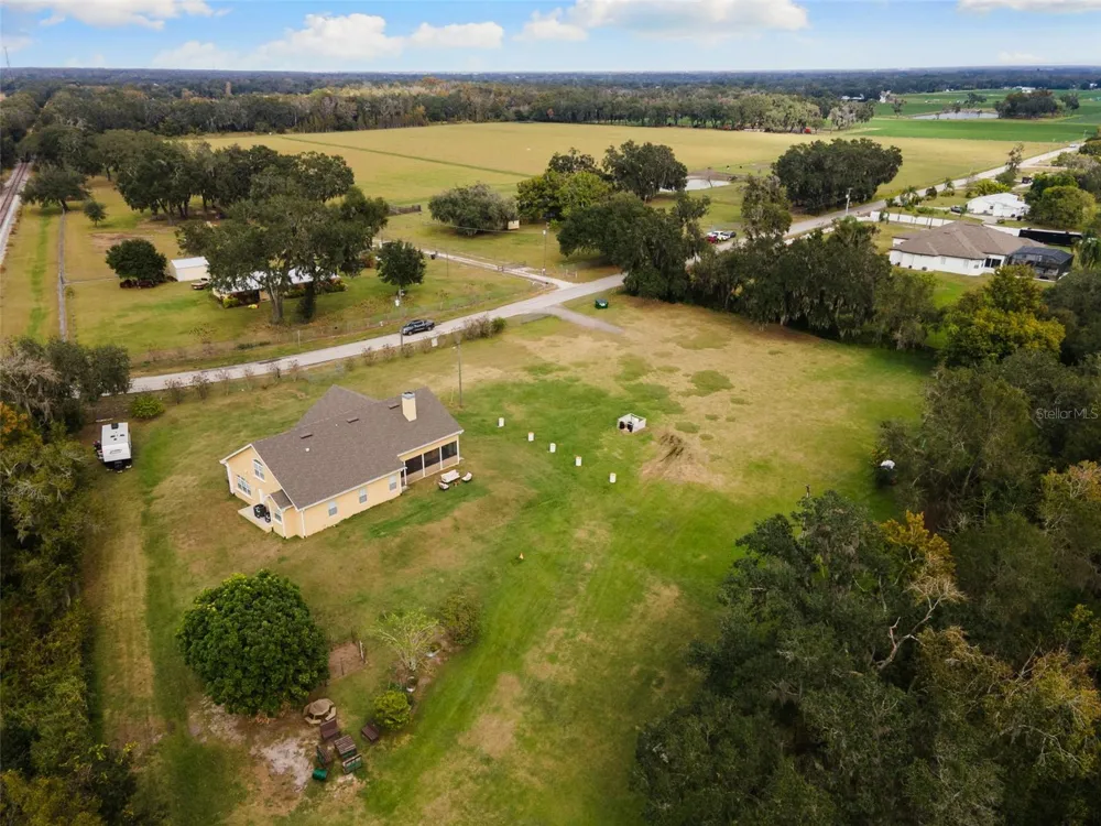 1103 COLSON ROAD Plant City, FL 33567