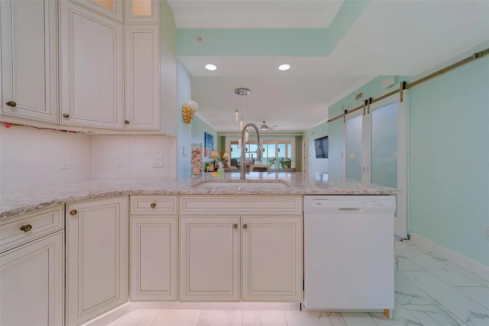 16450 GULF BOULEVARD #565 North Redington Beach, FL 33708