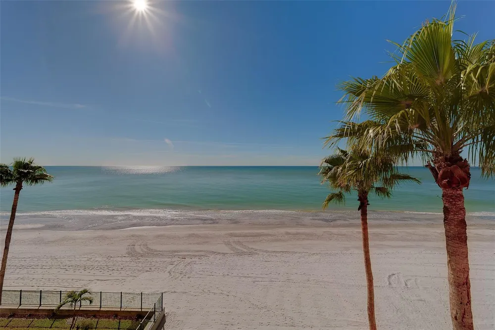 16450 GULF BOULEVARD #565 North Redington Beach, FL 33708