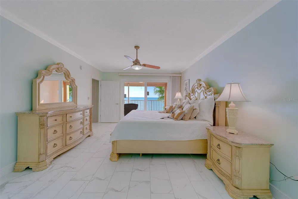 16450 GULF BOULEVARD #565 North Redington Beach, FL 33708