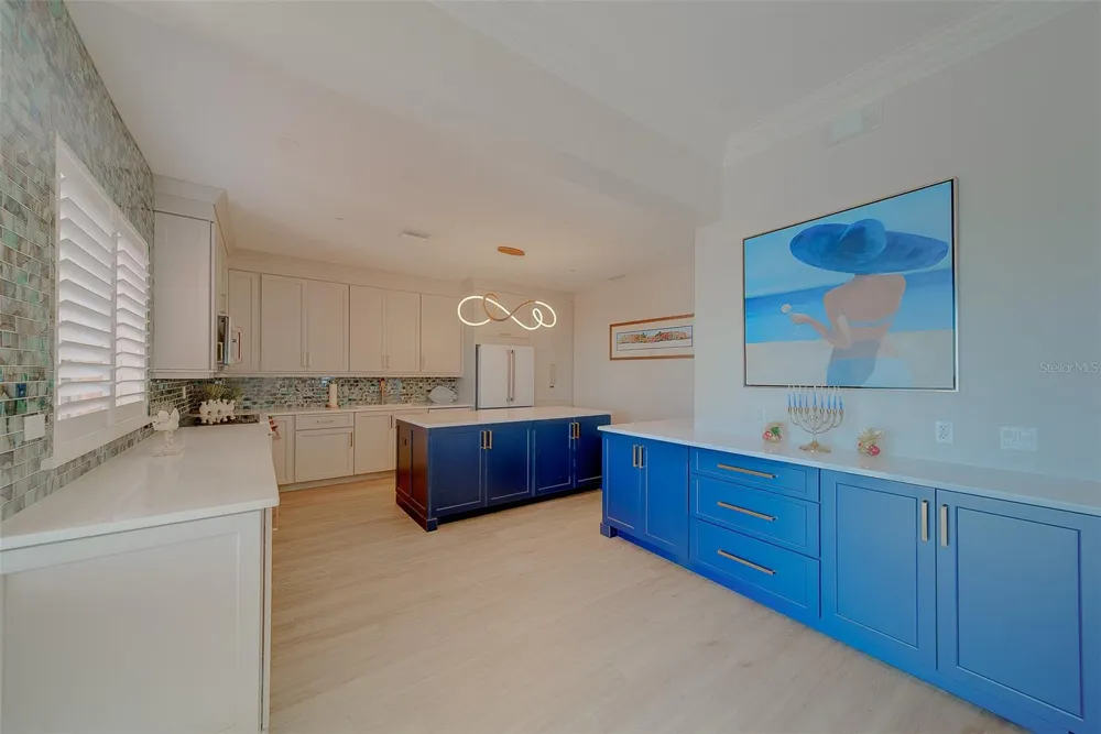 16450 GULF BOULEVARD #565 North Redington Beach, FL 33708