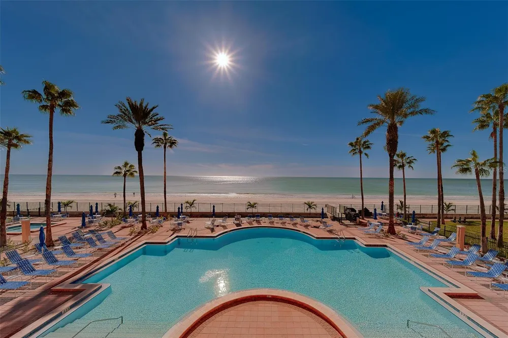16450 GULF BOULEVARD #565 North Redington Beach, FL 33708